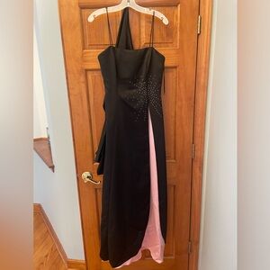 Elegant Black Dress with Pink Accent Prom Dress size 9/10